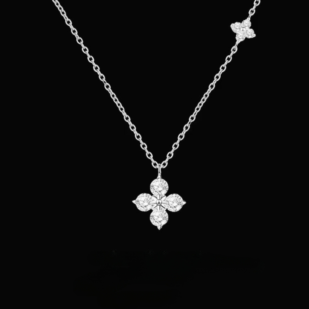 Jewelry necklace layered necklace Women's Summer New Twin Clover Necklace Niche Designer with Inlaid Diamonds Fashionable Clavicle Chain for Holi