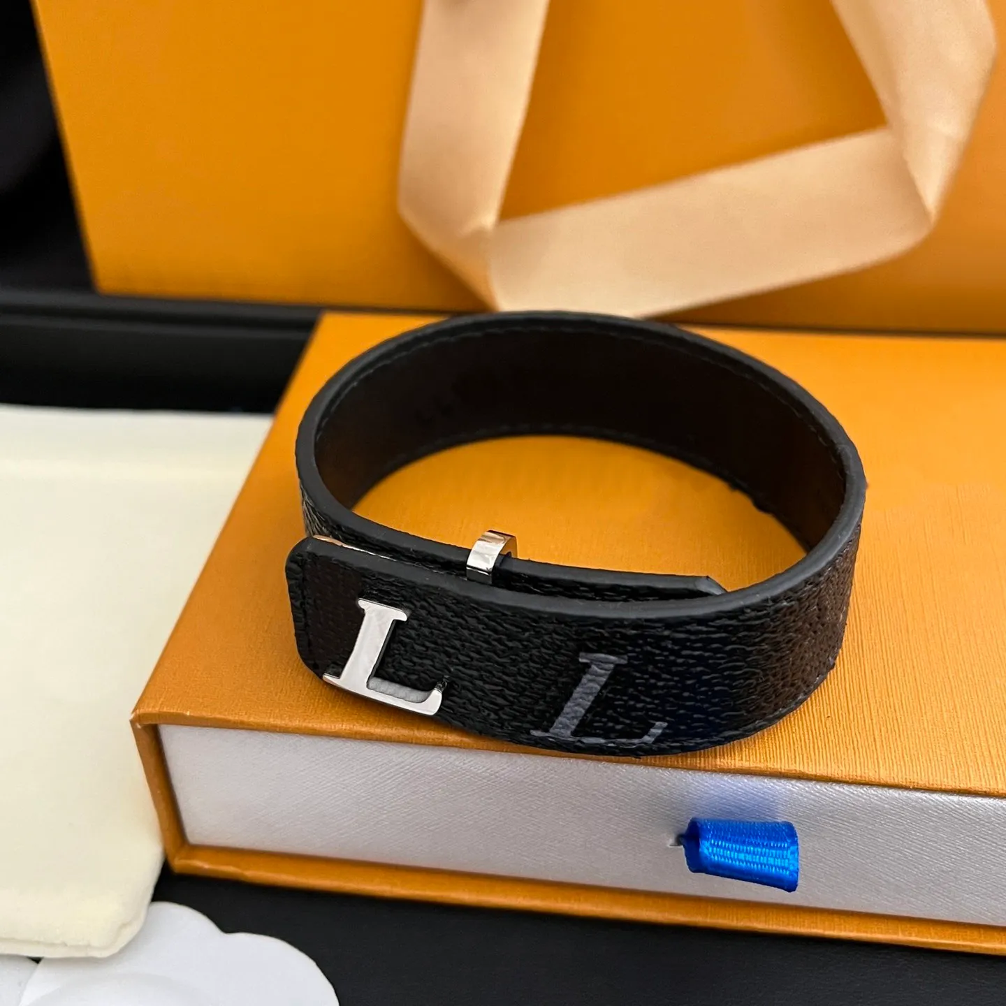Leather Bracelet Bangle Black Wristband men Womens Birthday Gifts Bangle Hand designer Jewelry Christmas Fashion Style Gift Bracelets 35pe#