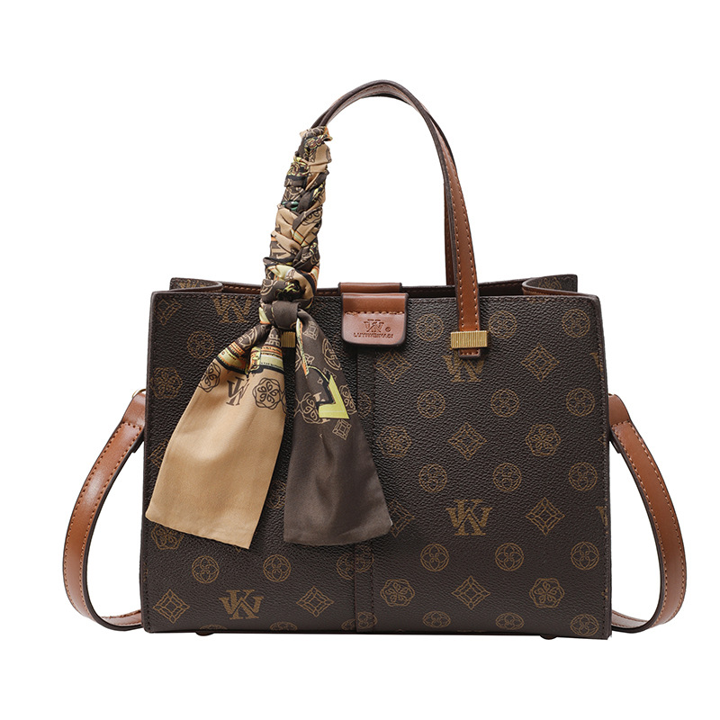 Free shipping Designer bag Women's Versatile Large Capacity Tote Bag with Shoulder Strap - Classic Plaid Design Innovative