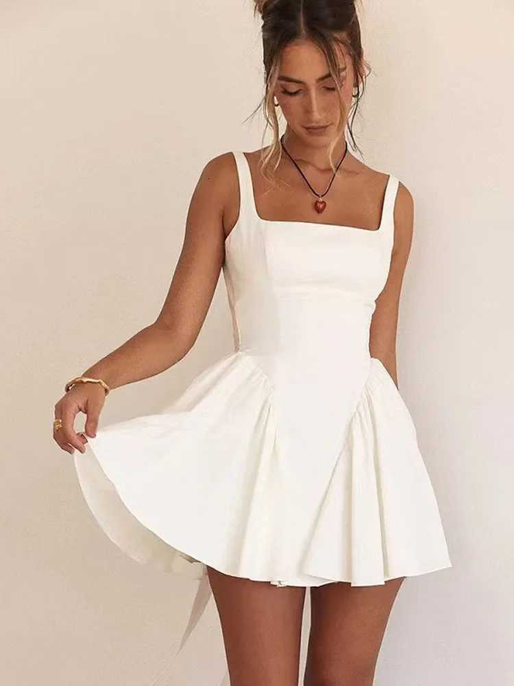 Women White Bow Pleated Dress Backless Waist Cinching Slim Fit A-line Mini Sling Dresses 2025 Lady Vacation Party Vestidos New C260331