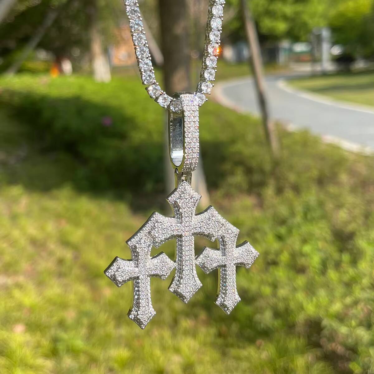 Hip Hop Iced Out Cross Charm Pendant Moissanite Diamond Cross Pendant Necklace Two Layers Triple Cross Pendant for Men Jewelry