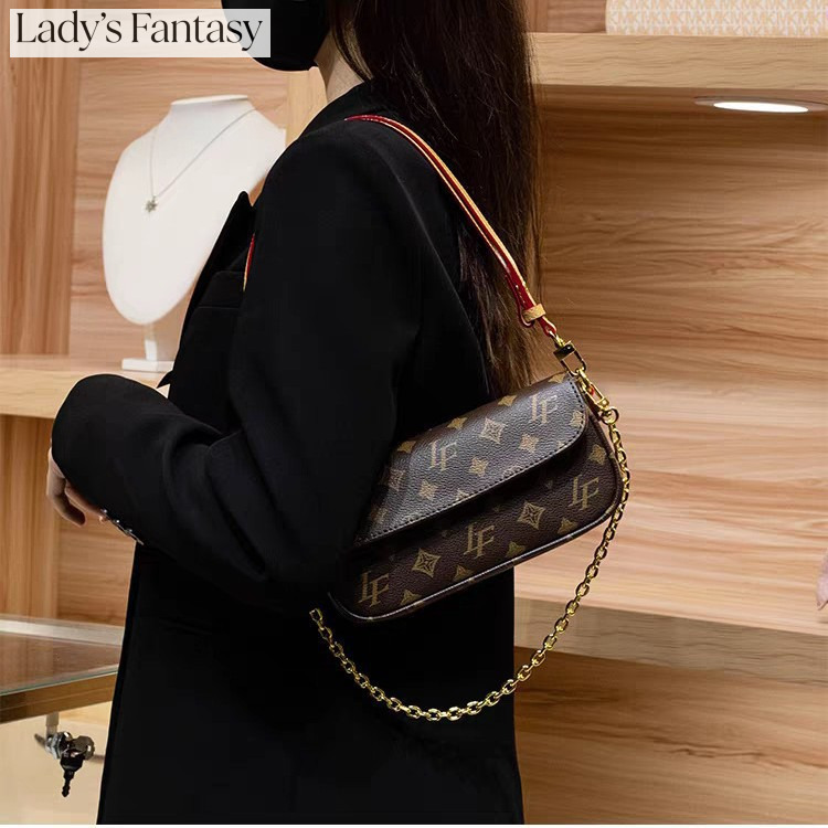 Lady's Fantasy Vintage Monogram Print Shoulder Bag for Women - Faux Leather Saddle Bag with Chain & Adjustable Strap, Classic Underarm Purse for 
