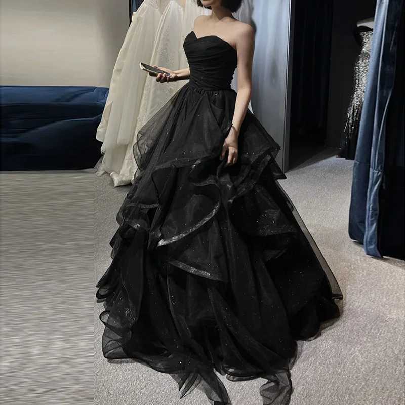 Temperament Black Elegant Wedding Party Dresses Strapless Tiered Draped graduate Robe 2025 New Ball Gown Formal DressQuinceanera C260331