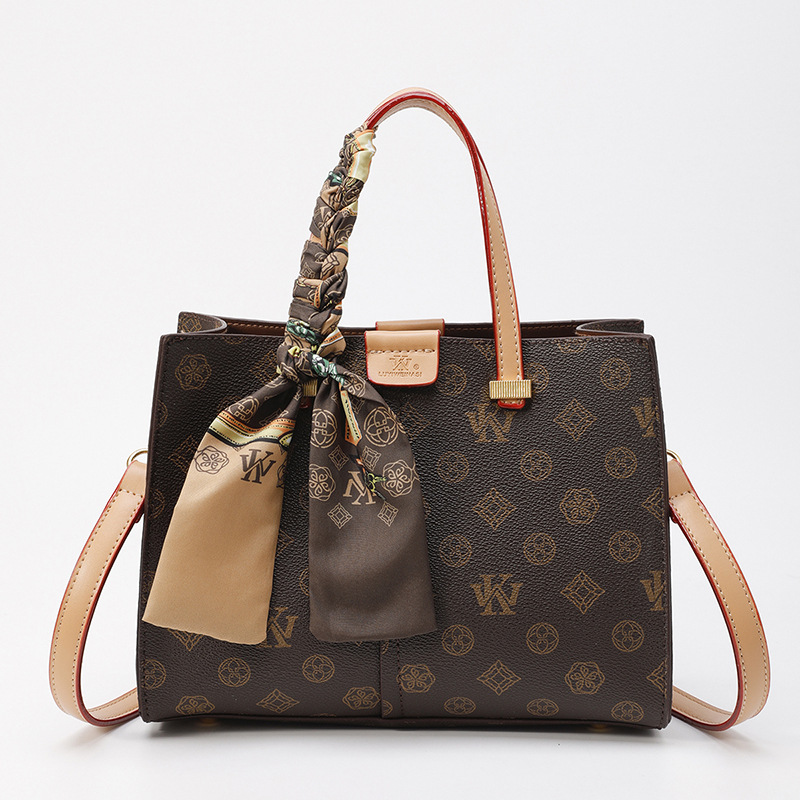 Free shipping Designer bag Women's Versatile Large Capacity Tote Bag with Shoulder Strap - Classic Plaid Design Innovative