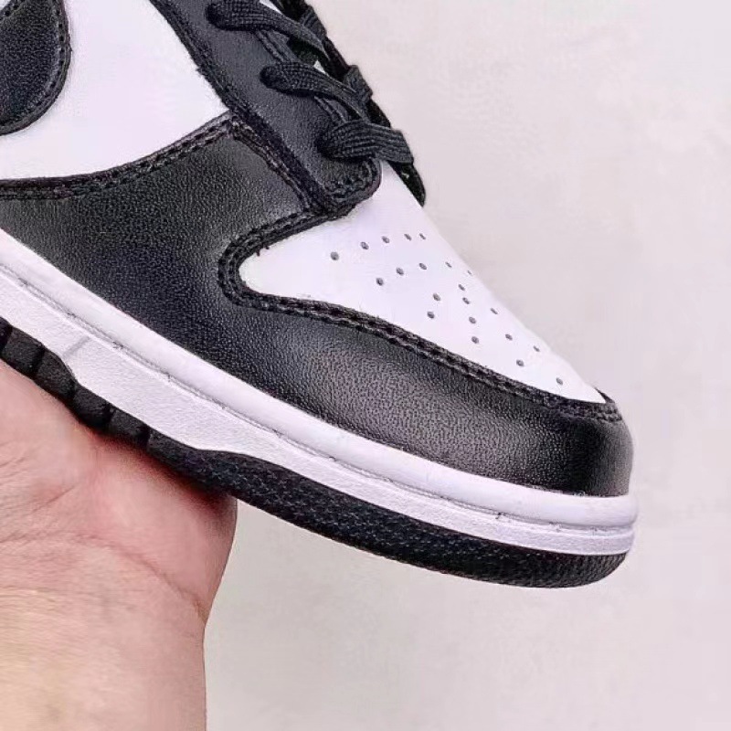 Classic Retro Low Top Sneakers Burgundy White Color Block Fashion Casual Shoes for Teenagers Students Adults Breathable Walking Skate Sneakers Free Sh