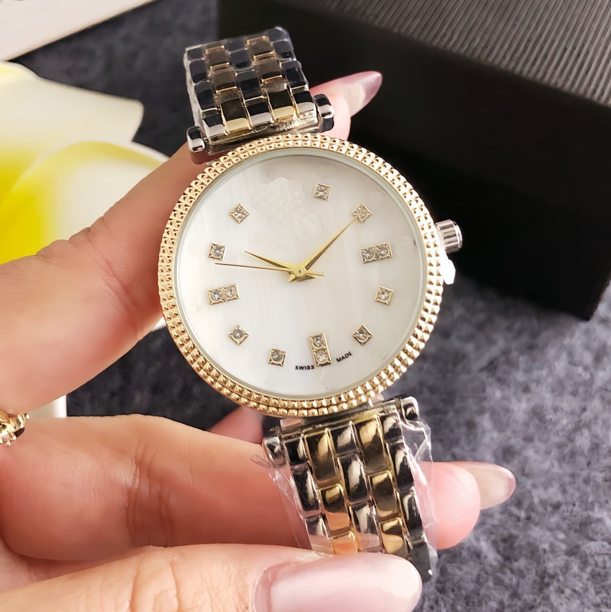 Great quality diamonds women Designer WristWatches aaa with box wonderful female fashion casual Luxury Dial 34mm quartz Watchs no161
