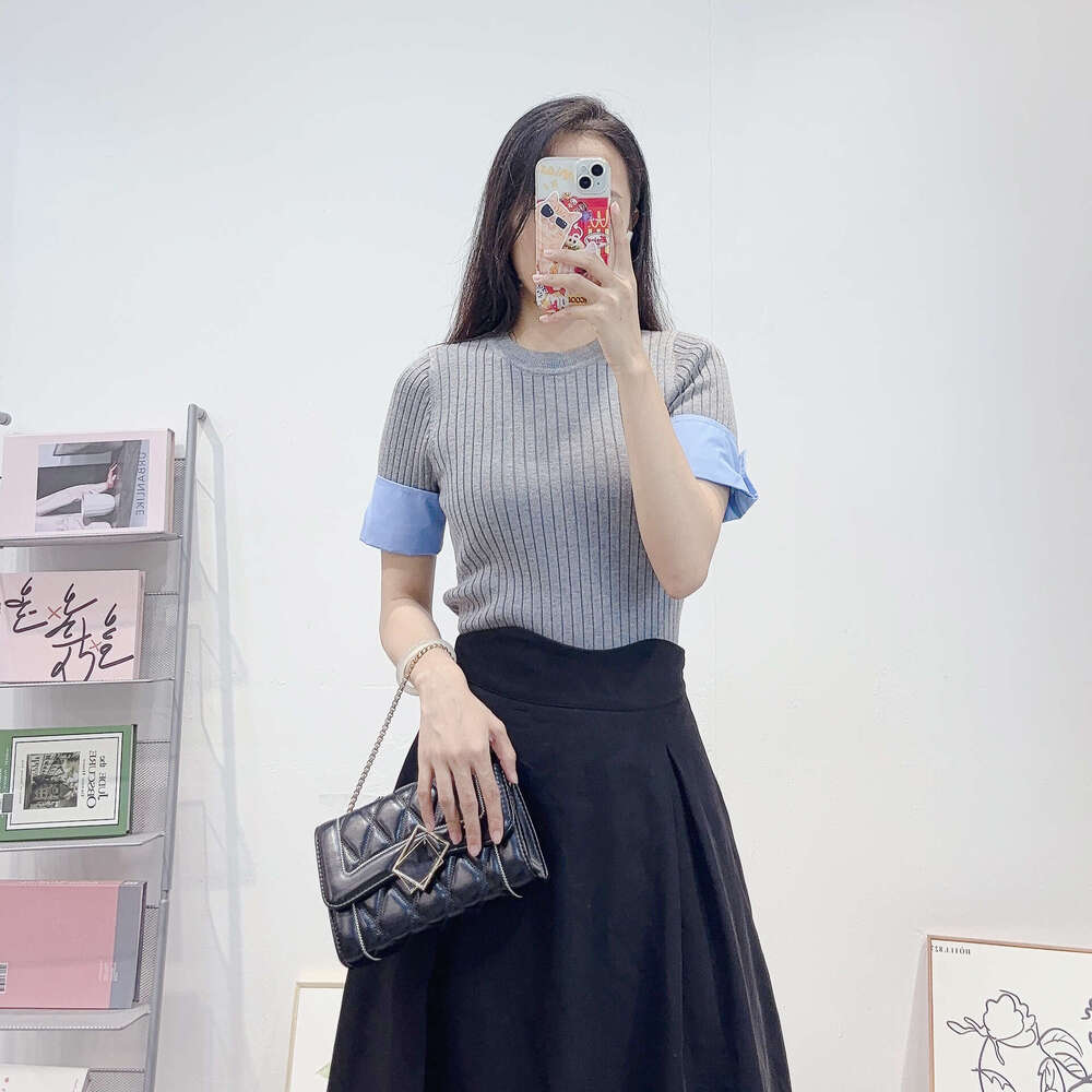 Designer women's French light luxury slim ribbed sweater with contrasting color k30 splicing short sleeved round neck knitted top