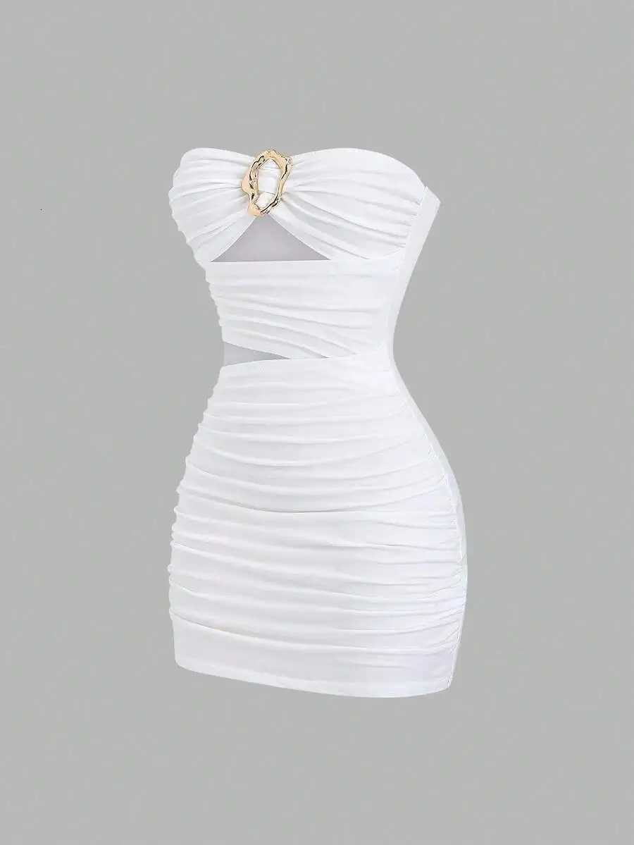 Womens Sexy Slim-Fit Strapless Bustier Mini Dress with Metal Buckle C260331