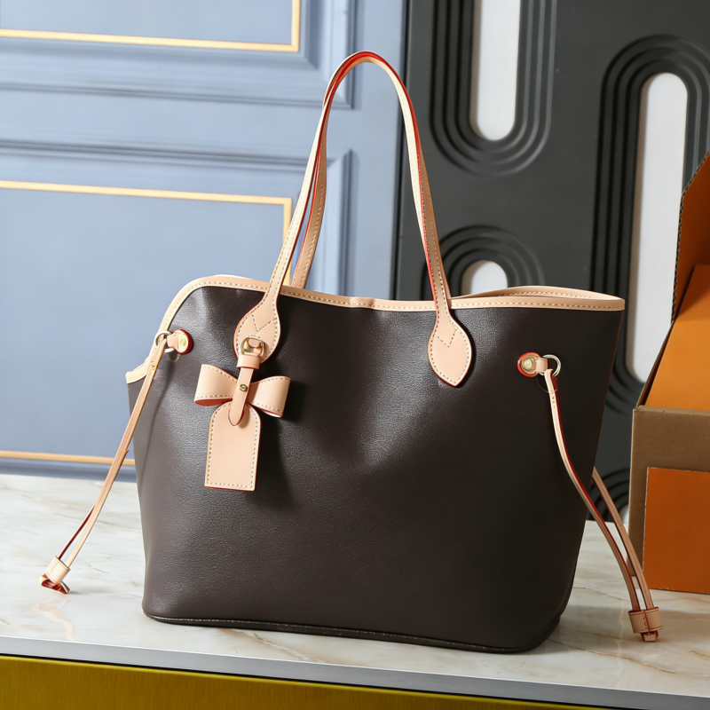 Designer Neverwoof Bag Dog Cat Carry Bag Brown Leather Takashi Murakami Bag Large Pet Go Out Carrier Bags White Multicolor Luxury Handbags Composite Purse M27839