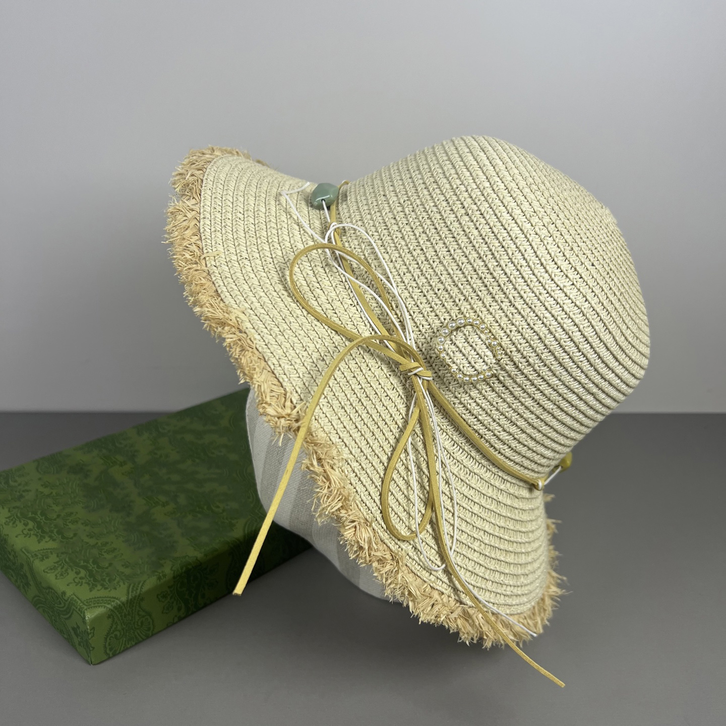 Wide Brim Hats Straw Hat Designer Bucket Classic Simple Weaving Lace Daily Seaside Vacation Travel Sun Cap