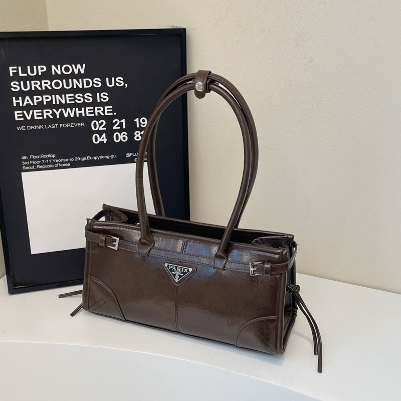 Free delivery Luxury shoulder bag Fashionable and minimalist women's handbag commuting shoulder bag