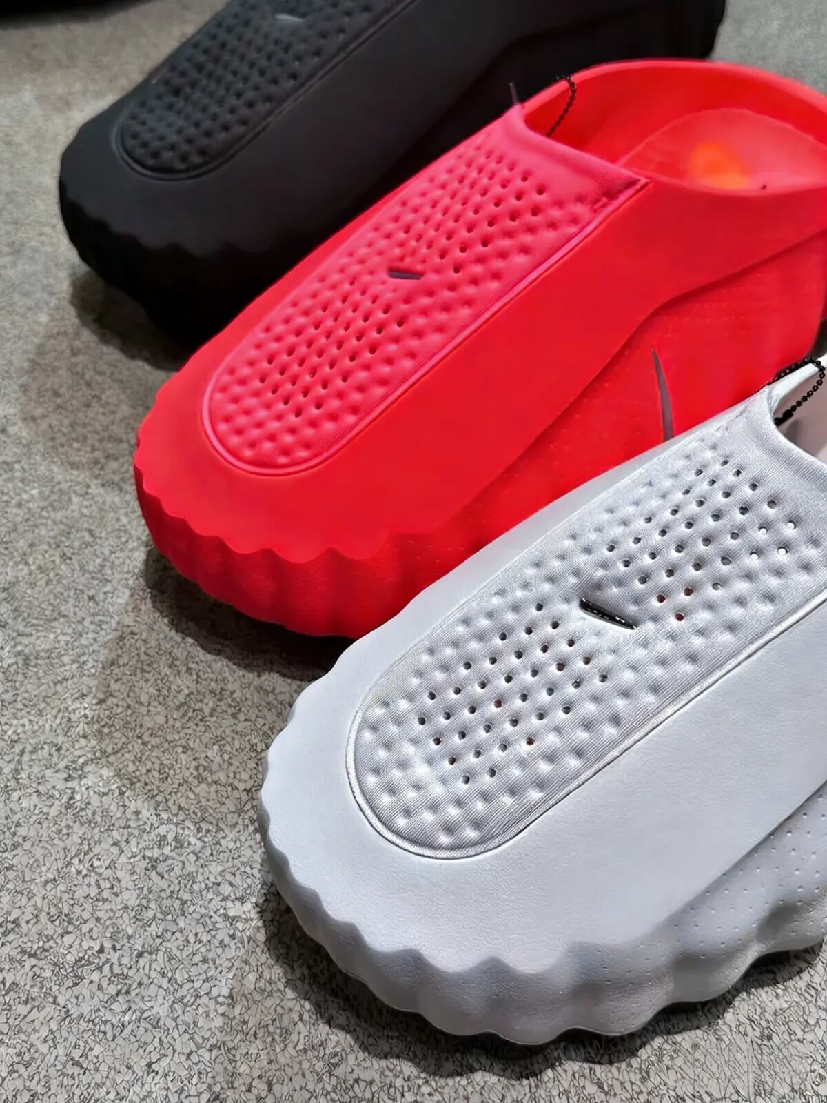 Desginer Mind Slide Slides Mind001 Slippers Soft Rubber Tech Comfortable Sandals Mules Clog Black Red Bone Light Smoke Grey Men Women Summer Shoes