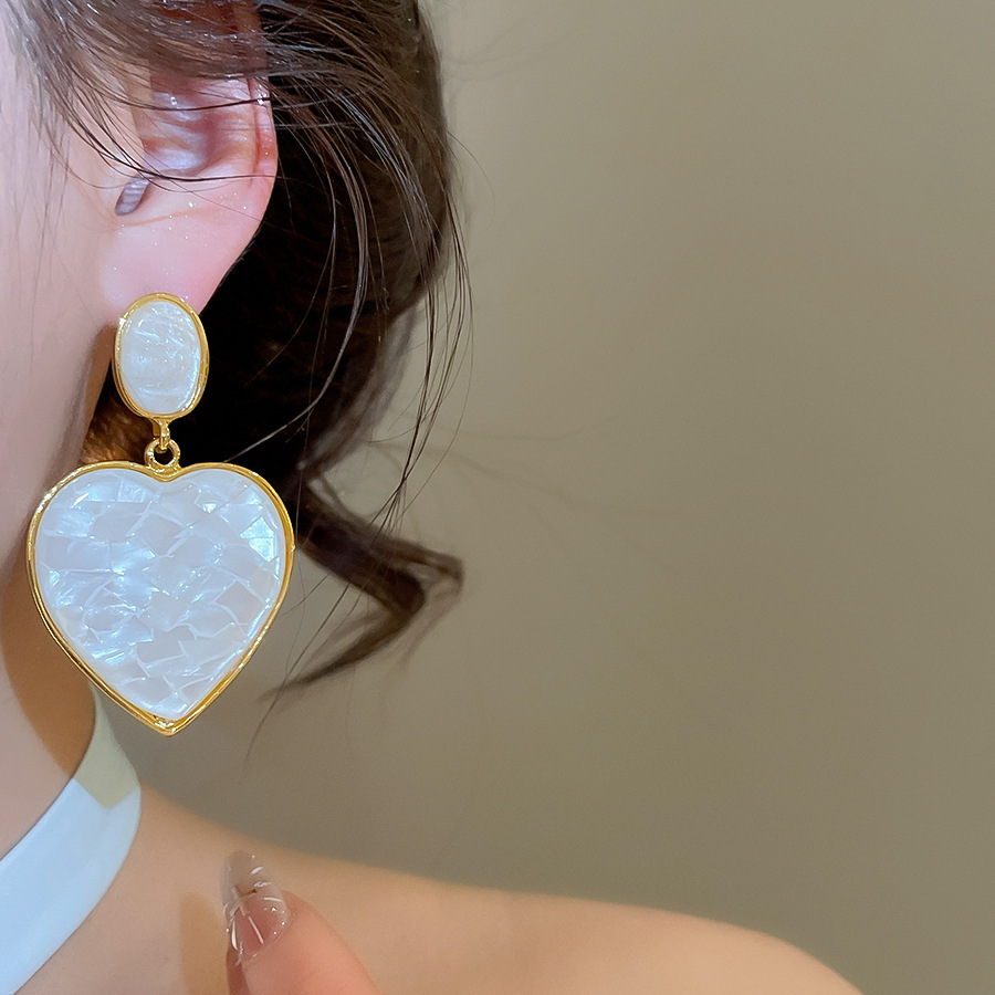 Vintage French Heart-Shaped Shell Earrings - Gentle Pendant Studs for Women - view 3