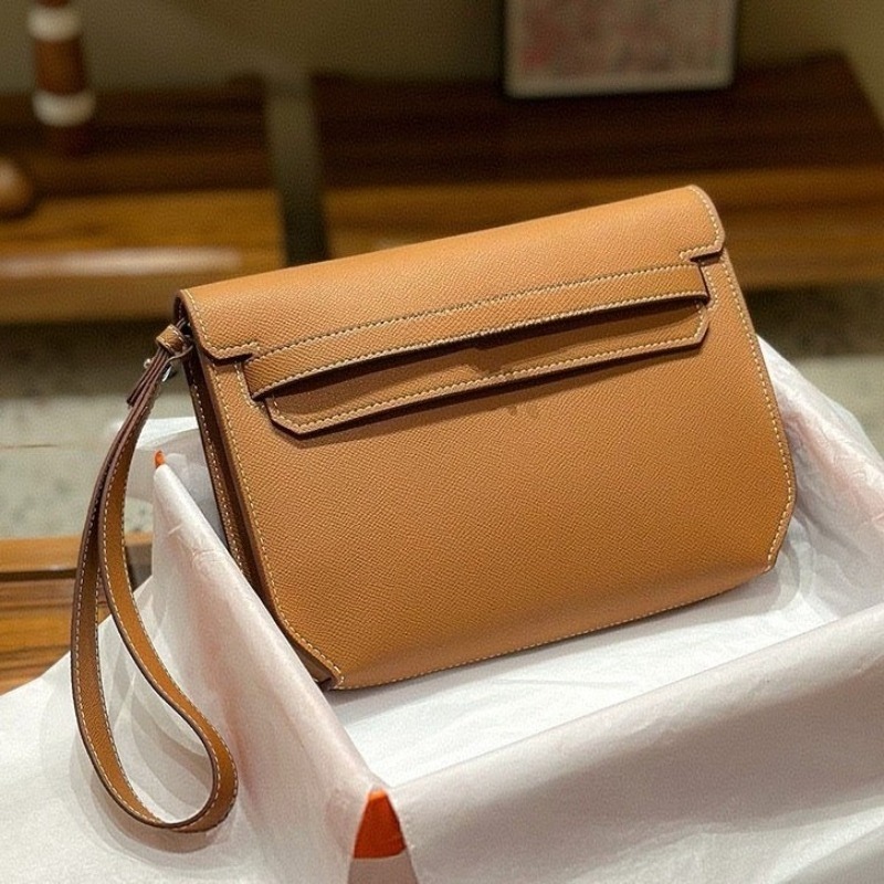 Genuine Leather Shoulder Bag For Men And Women High Quality Cowhide Clutch Messenger Bag 25 Underarm Bag Fashion Purses And Handbag With 3 Straps 3520