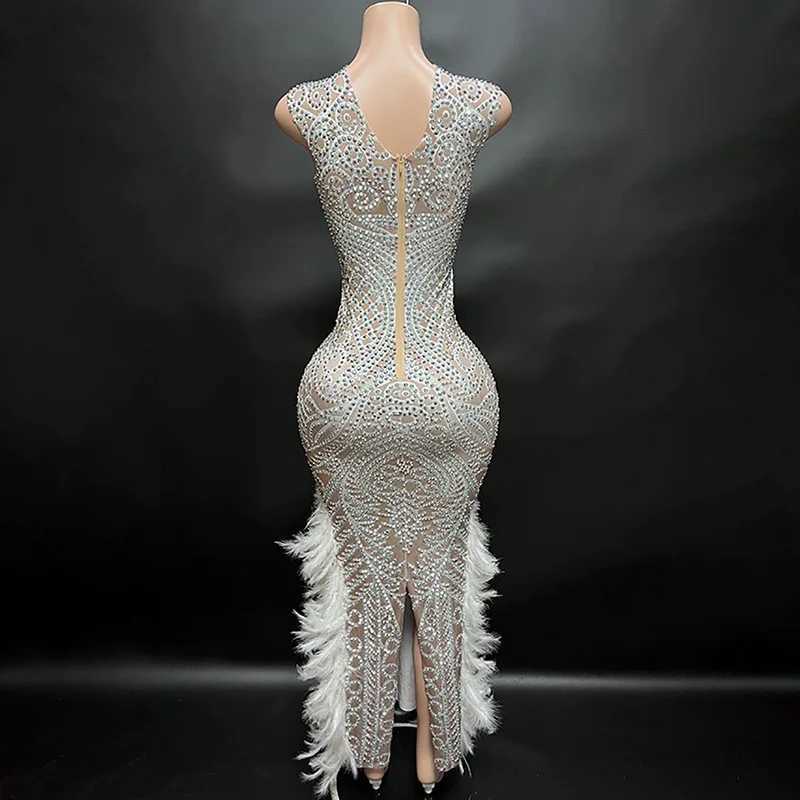 Wome Luxury Evening Party Dress Sleeveless O Neck Beading Feathers Ankle Length Long One Piece Celebrity Birthday Wedding Gowns C260331