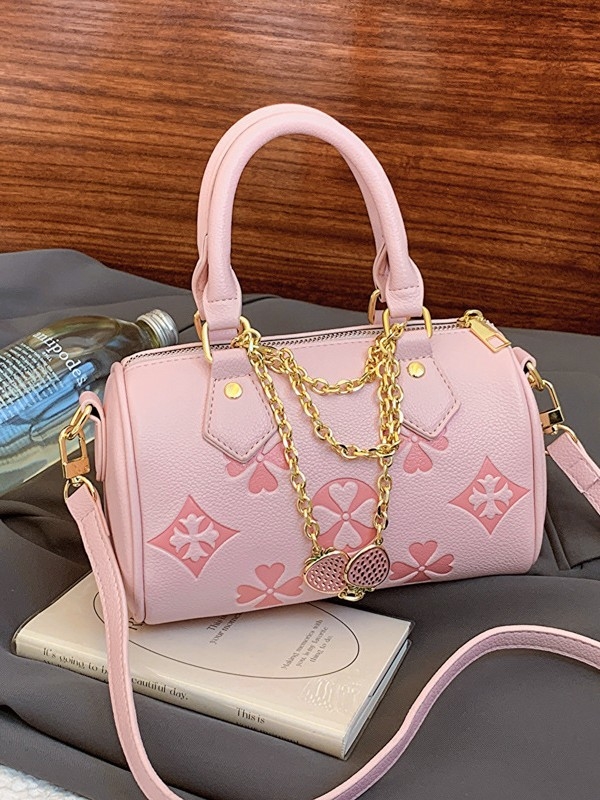 Retro women's handbag, free shipping, new hot selling pattern shoulder bag, multifunctional square crossbody bag, fashionable accessories