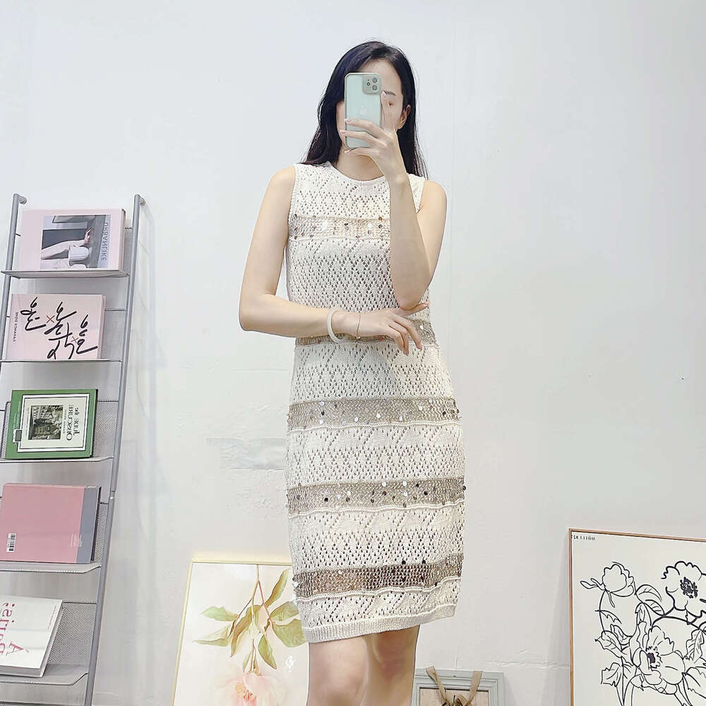 2026 Summer Designer Laisairjin k30 Shining Small Fragrant Style Dress Elegant Round Neck Knitted Long Dress for Women