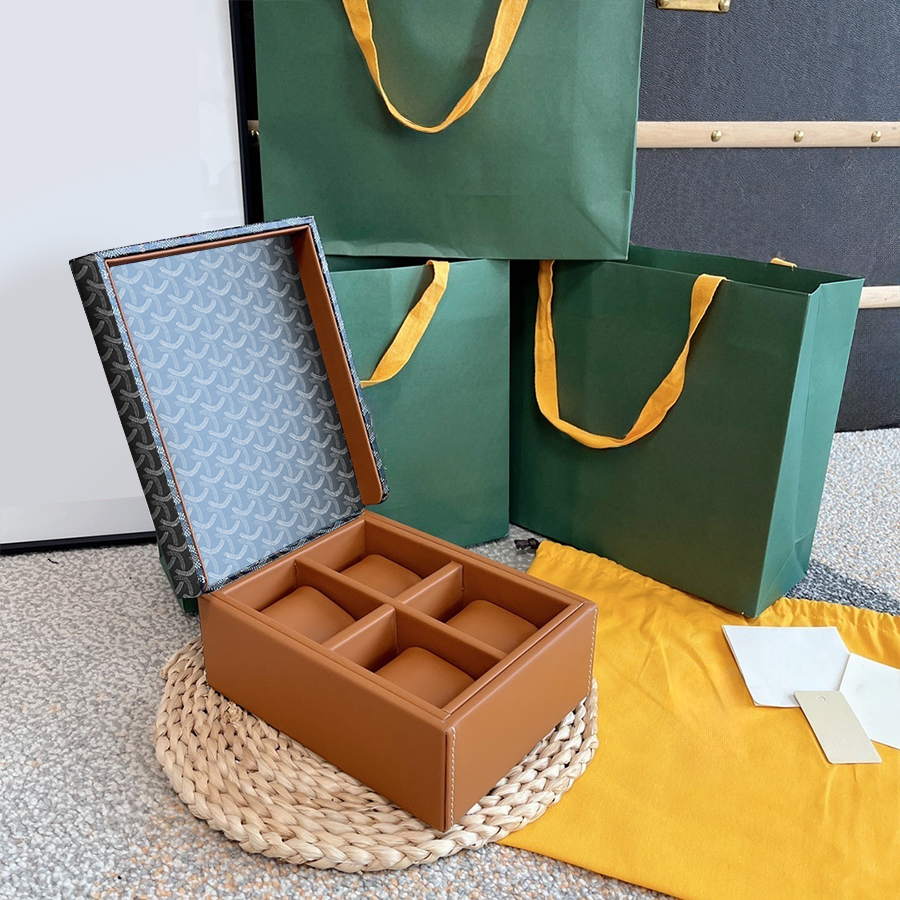 Designer Watch Case Watch Boxes Classic Letters Bracelet Jewelry Box Leather Box Rings Necklaces Watch Case Packaging Boxes Monogram Luxury Deposit Box