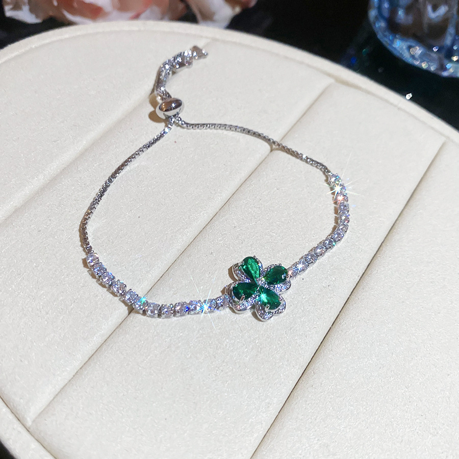 Women's Zircon Lucky Clover Flower Pull-Out Bracelet - Fashionable & Versatile Commuting Accessory - view 7