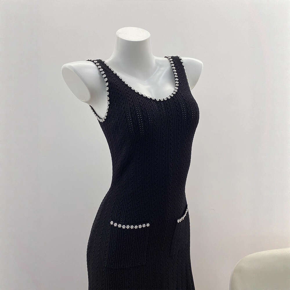 2026 autumn k30 new elegant French flower bead backless knitted dress with bead and women's cardigan wool sweater