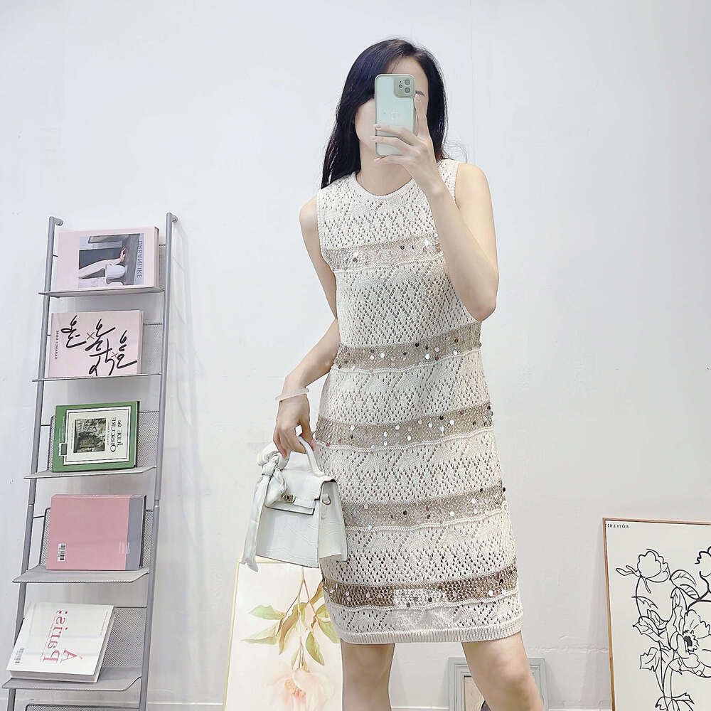 2026 Summer Designer Laisairjin k30 Shining Small Fragrant Style Dress Elegant Round Neck Knitted Long Dress for Women
