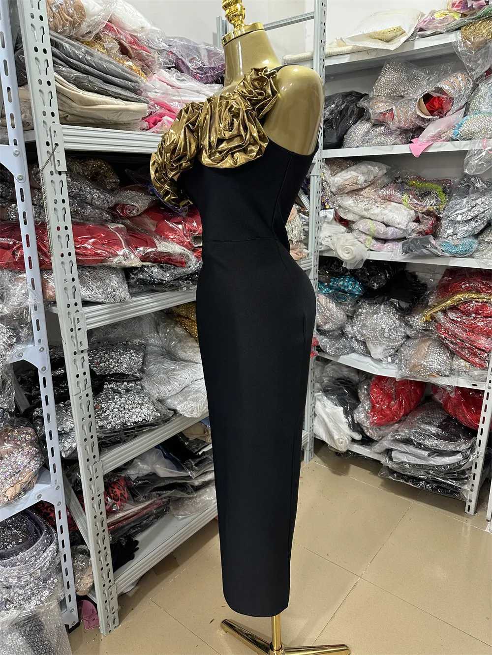 Factory Women Birthday Dress Luxury Gold Flowers One Shoulder Long Elastic Bandage Dress Celebrity Evening Party Gowns C260331