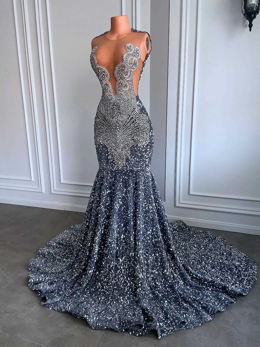 Sexy Long Sparkly Prom Dresses 2026 Sheer O-neck Luxury Silver Crystals Diamond Sequin Mermaid Black Girl Prom Party Gowns C260331