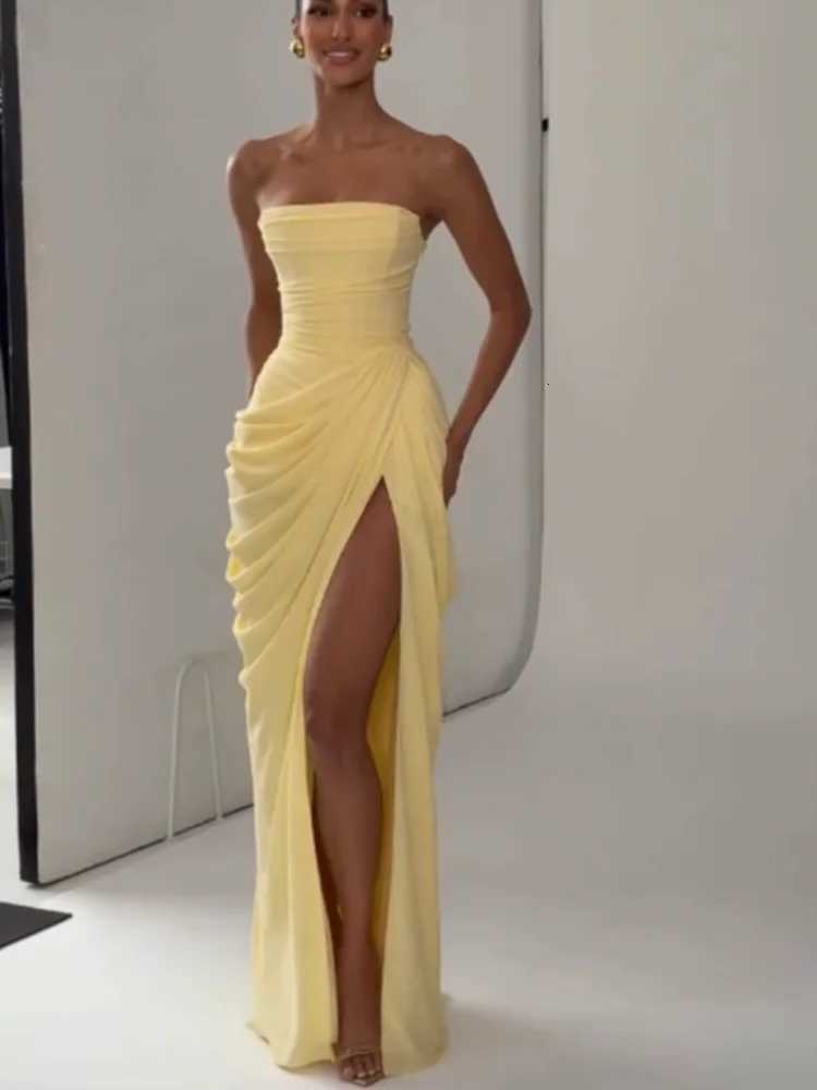 Elegant Yellow Strapless Pleated Dress Women Chic Sleeveless Waist Cinching Split Maxi Gowns 2026 Lady Evening Party Dresses C260331