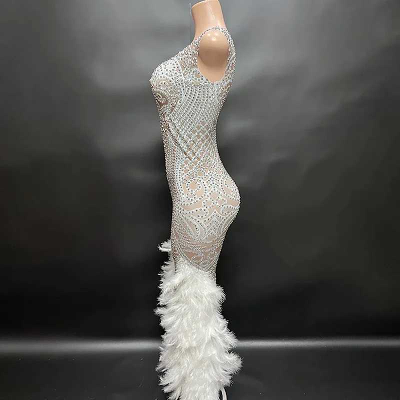 Wome Luxury Evening Party Dress Sleeveless O Neck Beading Feathers Ankle Length Long One Piece Celebrity Birthday Wedding Gowns C260331