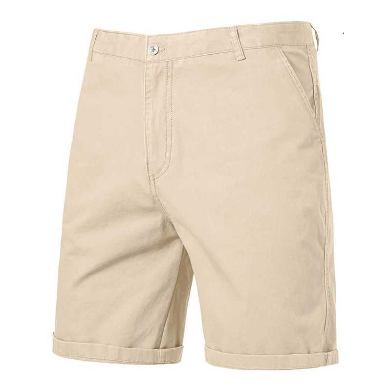 2025 Summer Mens Knee Length Shorts Solid Color Cotton Bermuda Half Pants Straight Shorts para hombre Casual Cargo Shorts Men Z260331