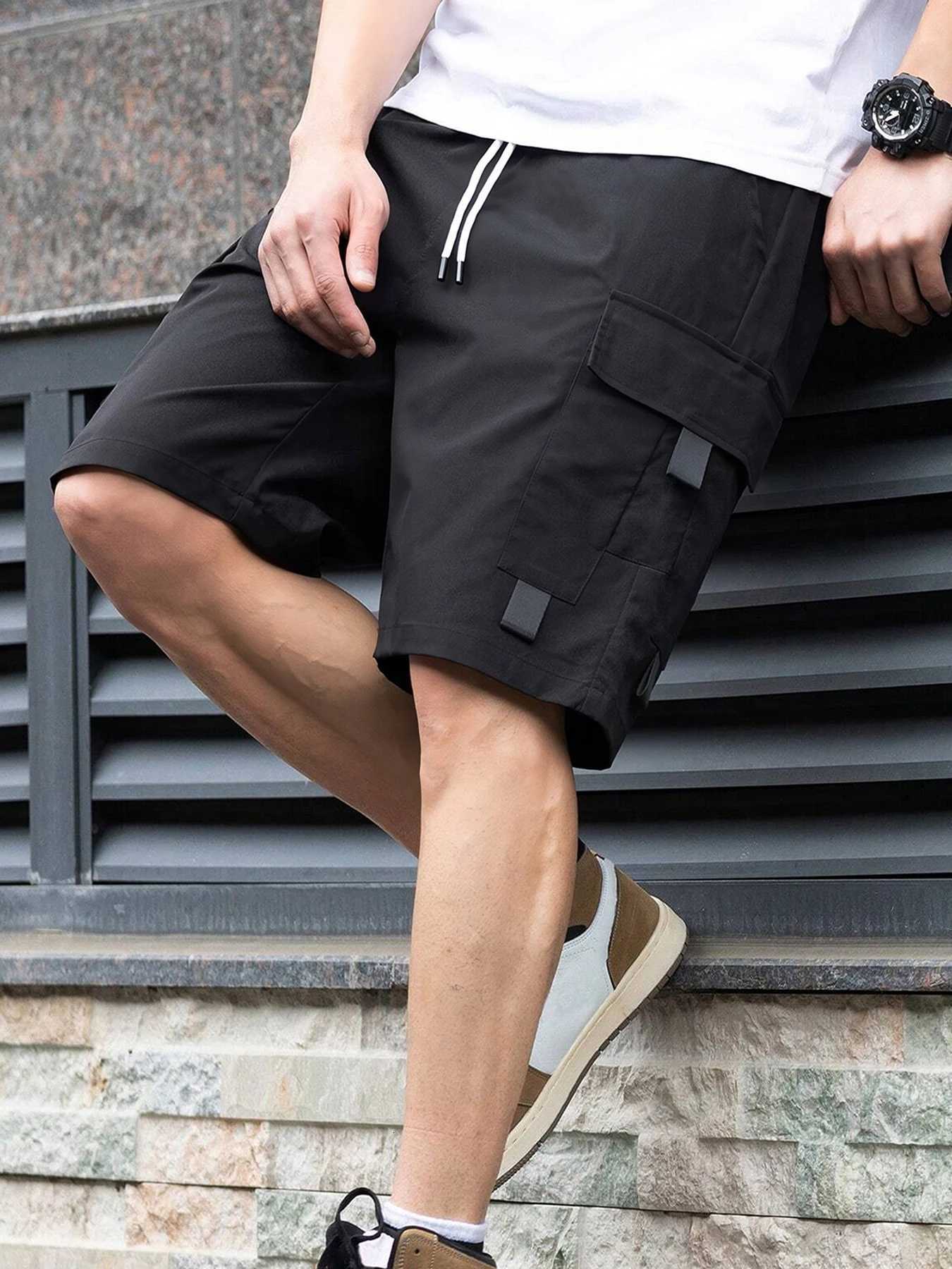Mens casual sports pants loose fit stylish and trendy excellent quality and affordable price suitable for outdoor wear Z260331