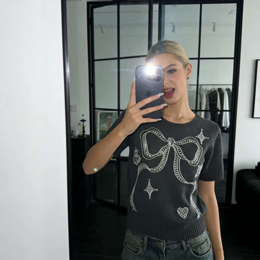 2026 Summer New Designer Color blocked Hollow FC Bow Embroidered Short Round Neck Short k30 Sleeve Knitted Top