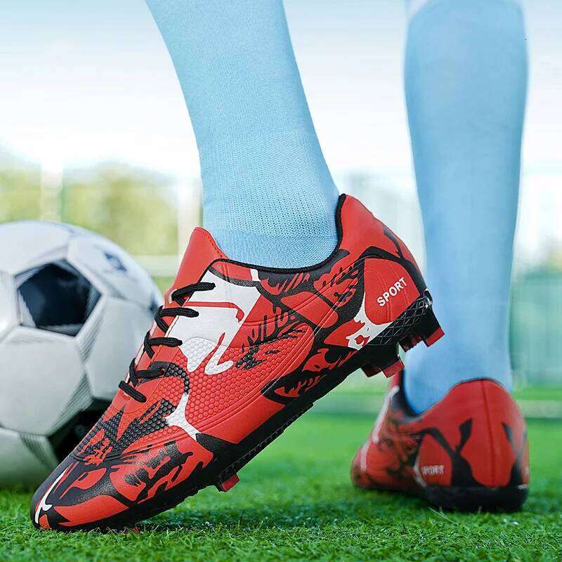 New Men Soccer Kids Cleats Grass Adult Professional Football Boots Ultralight Non-Slip Boys Training Shoes Drop Shipping