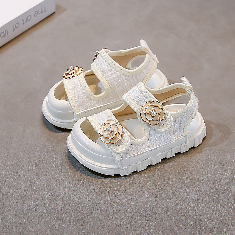 2026 Trendy Toddler Girls Sandals Camellia Flower Decor Double Hook Loop Non-Slip Summer Shoes for Kids Style Chic Summer Fashion Free shipping Size27