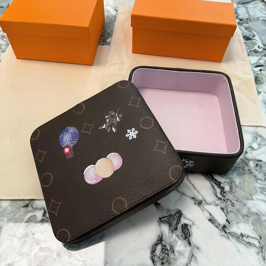 Designer Jewelry Boxes Luxury Ring Cases Storage Cases Leather Round Square Jewelry Box Functional Bracelets Earrings Necklaces Jewelry Packaging