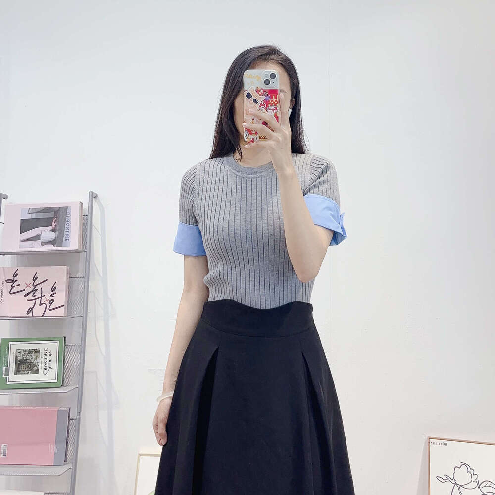 Designer women's French light luxury slim ribbed sweater with contrasting color k30 splicing short sleeved round neck knitted top