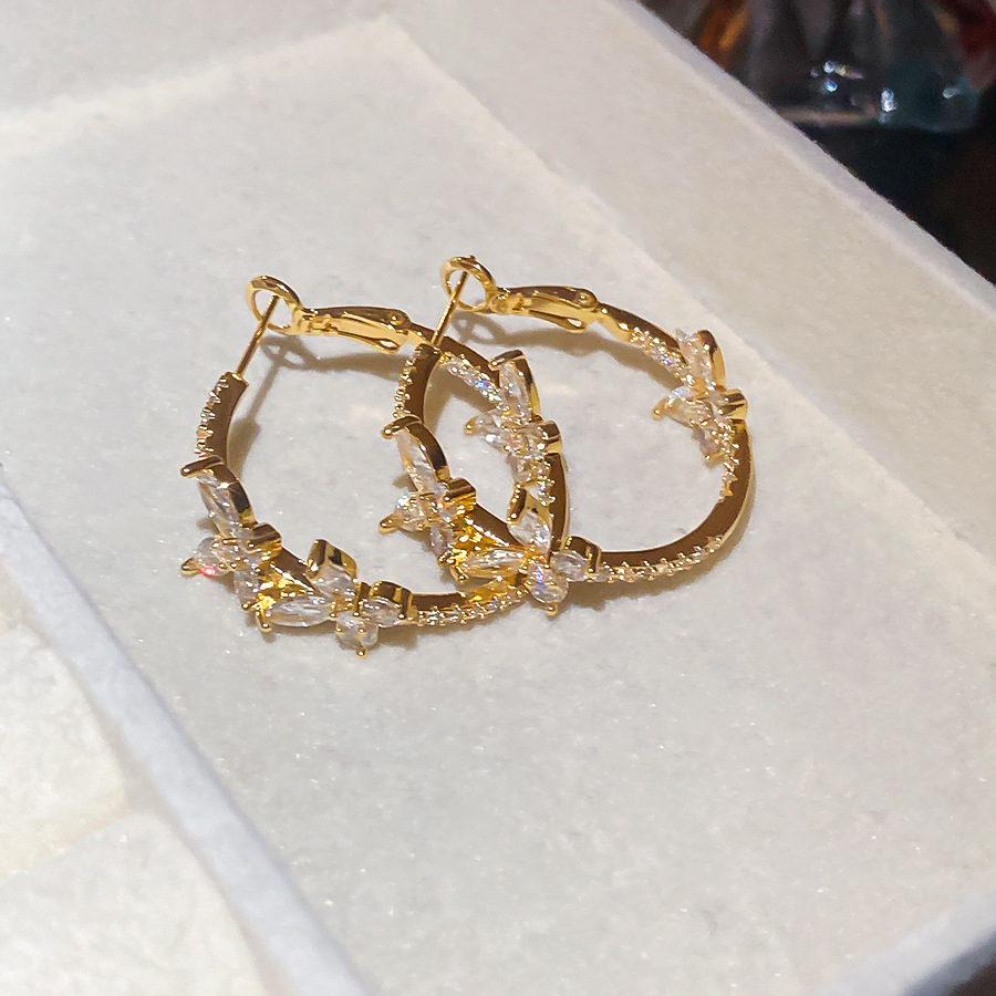 Women's Fashion Luxury High-Carbon Diamond Butterfly Letter Zircon Earrings Manufacturer Wholesale - view 6