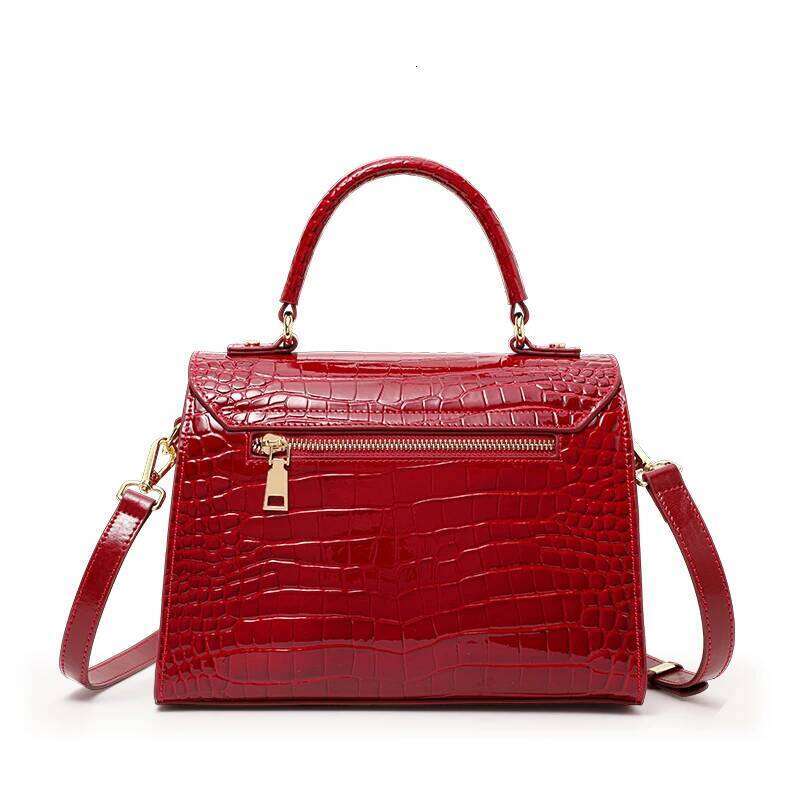 New Lacquer Skin Crocodile Pattern Women S Handbag Top Layer Cowhide Styled High Grade Single Shoulder Crossbody Bag SENYY
