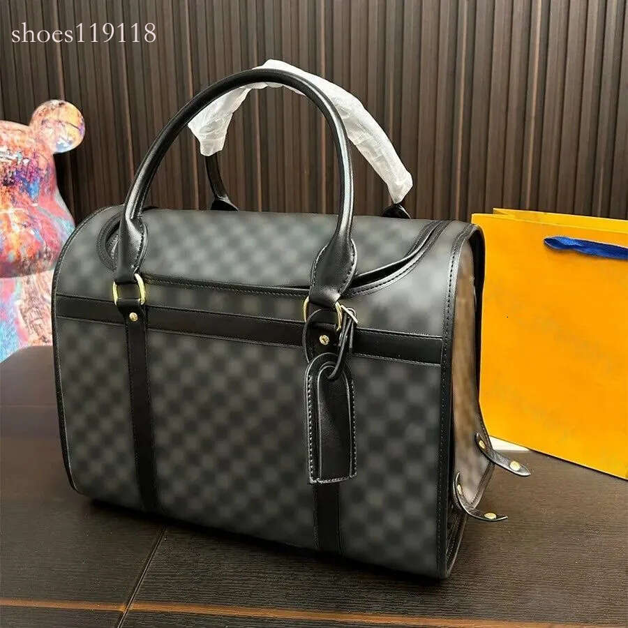 Designer Carrier Puppy Kitten Suitcase Luxury Genuine Leather Functional Sling Classic Brand Cat Dog Tote Bags Outdoor Pet Bag Travel Walking006