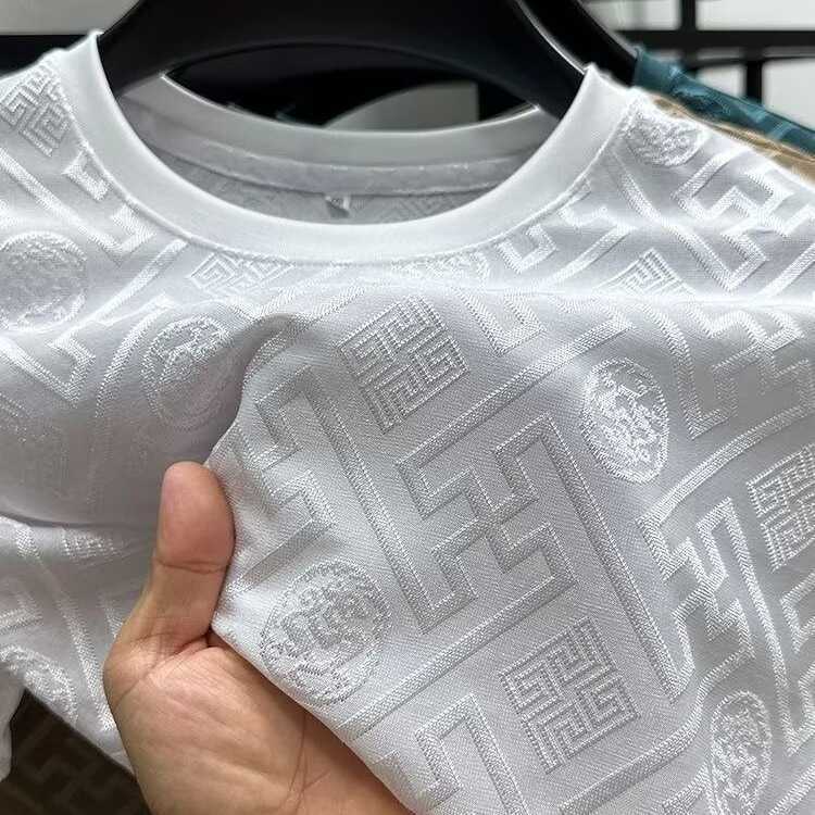 Summer high-end ice silk new round-neck mens breathable T-shirt casual slim-fit short-sleeve fashionable jacquard thin short-sleeve shirt