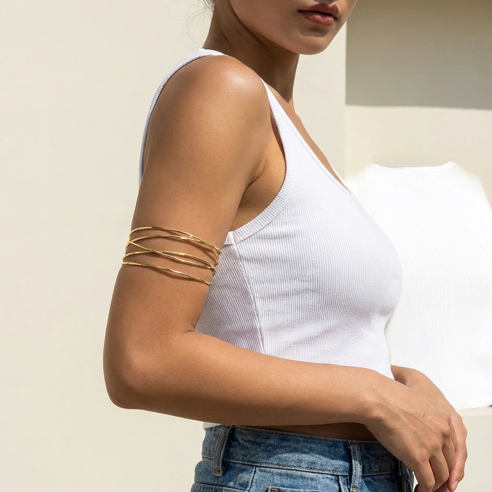 Boho Gold Color Upper Arm Cuff for Women Simple Multilayer Wire Armlet Bracelet Summer Beach Festival Body Jewelry Accessories 260430
