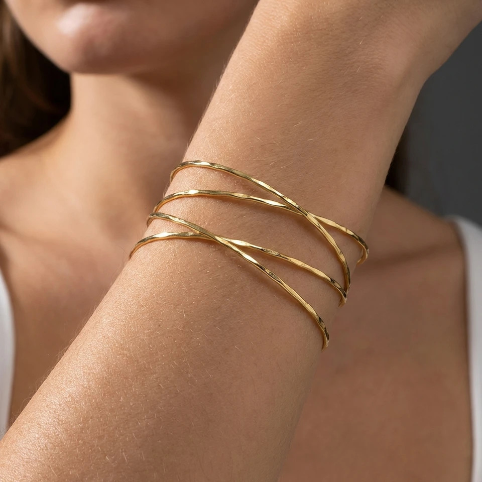 Boho Gold Color Upper Arm Cuff for Women Simple Multilayer Wire Armlet Bracelet Summer Beach Festival Body Jewelry Accessories 260430