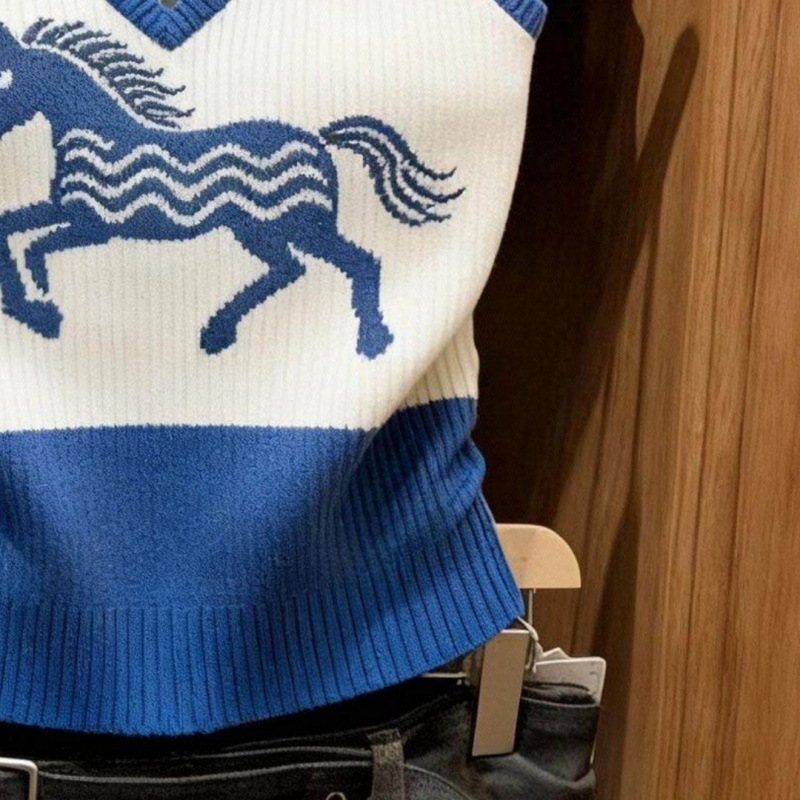 Women Ladies Ice Silk Knit Sleeveless Sweater Designer Color Block V Neck Pony Pattern 2026 Summer Slim Fit Versatile Age Reducing Casual Vest For Inn
