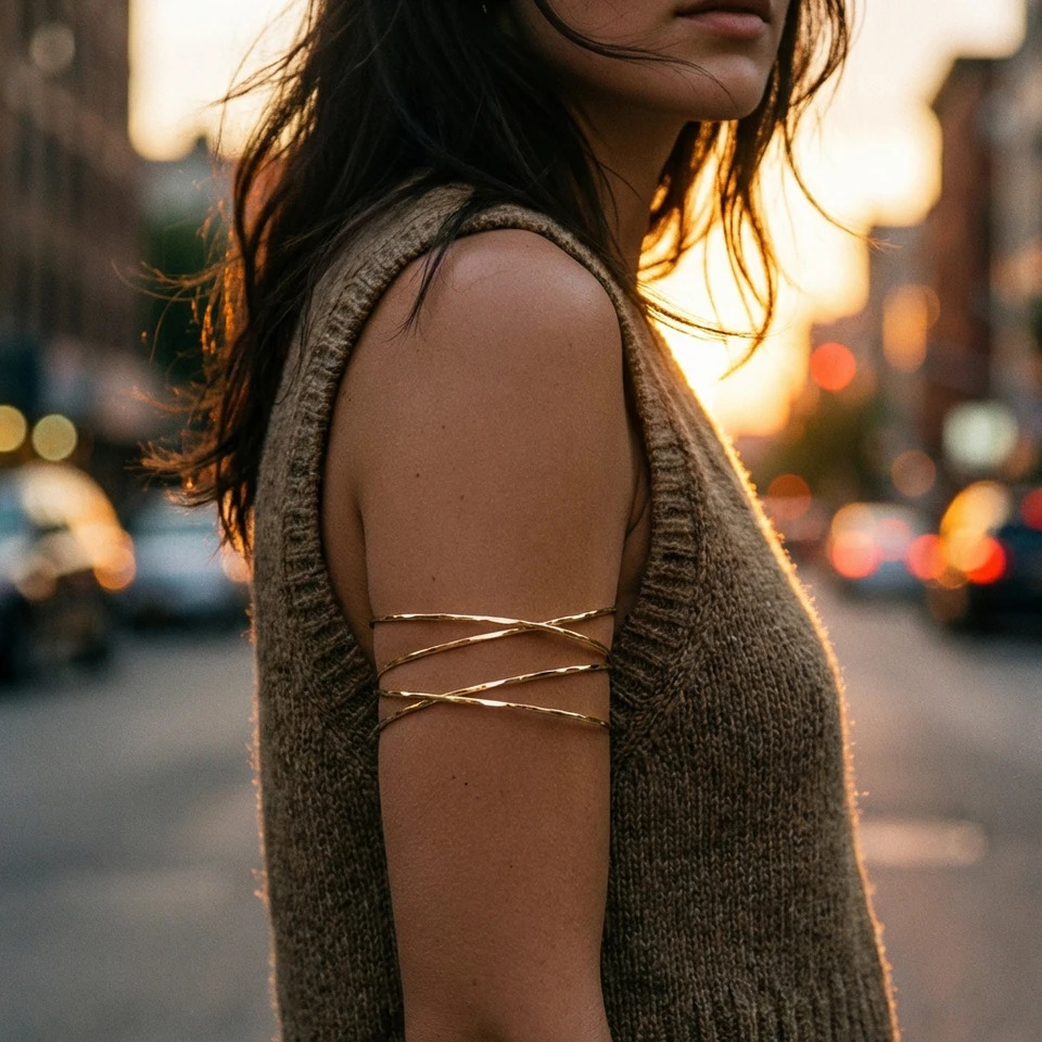 Boho Gold Color Upper Arm Cuff for Women Simple Multilayer Wire Armlet Bracelet Summer Beach Festival Body Jewelry Accessories 260430
