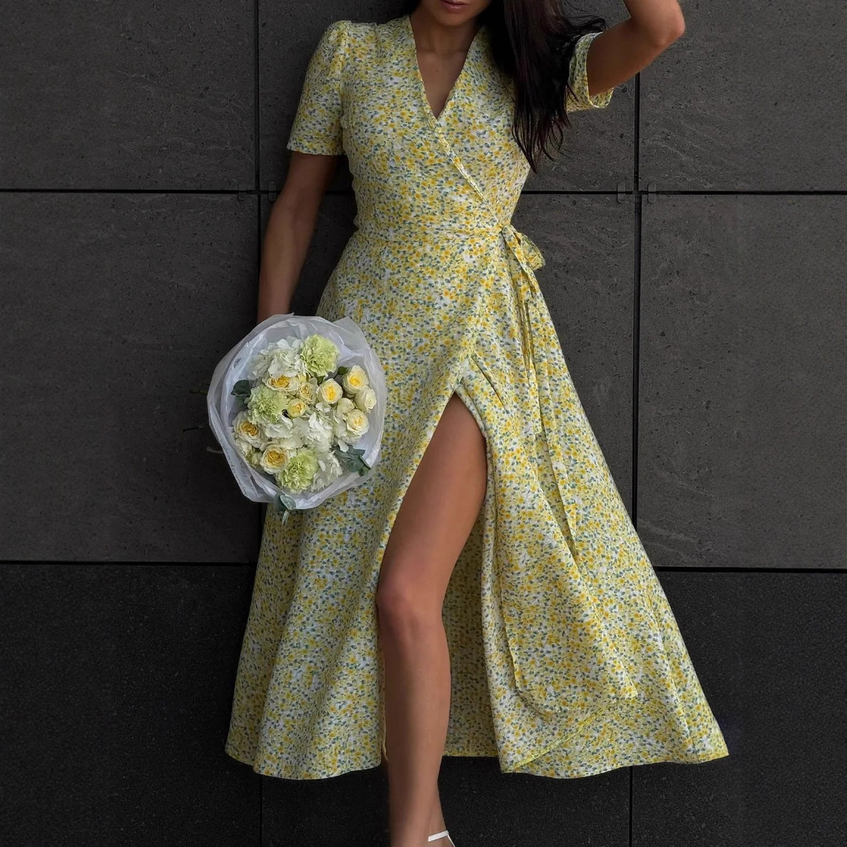 Designer Dress European American 2026 Summer New V Neck Short Sleeve Floral Maxi Dress Wrap Tie Waist Split Slim Elegant Temperament Casual Daily Beac