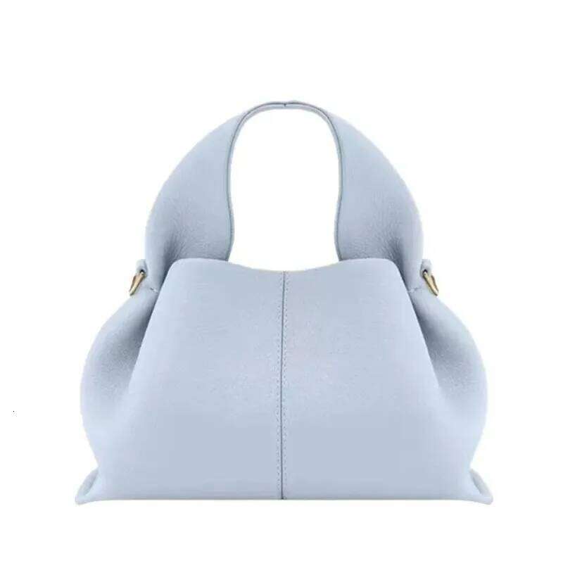 Fashionable New Leather Cloud Handbag, European And American High-End Vintage Women's Shoulder Bag