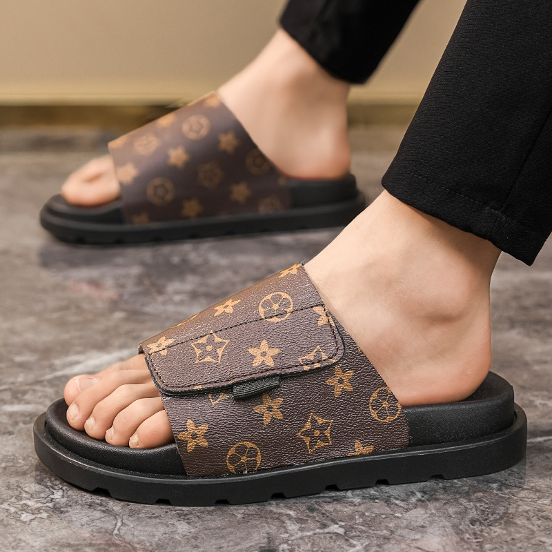 2026 Summer Beach Vacation New Printed Design Couple Slippers Fashion Versatile Outdoor Wear Non Slip Wear Resistant Trendy Men and Women Slippers Lar