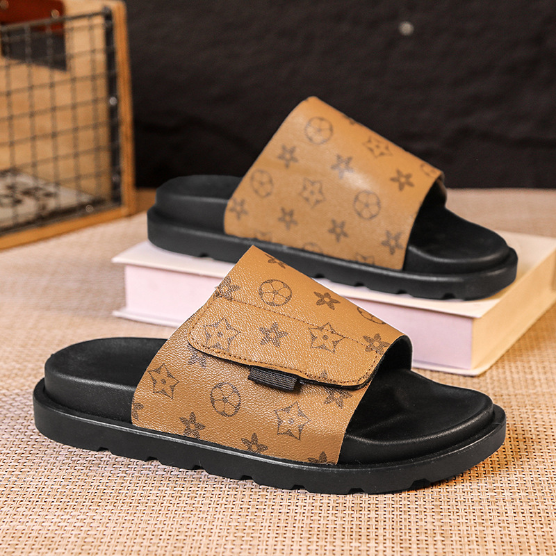 2026 Summer Beach Vacation New Printed Design Couple Slippers Fashion Versatile Outdoor Wear Non Slip Wear Resistant Trendy Men and Women Slippers Lar