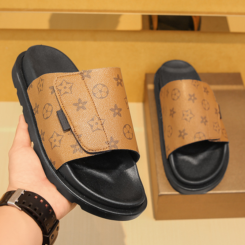 2026 Summer Beach Vacation New Printed Design Couple Slippers Fashion Versatile Outdoor Wear Non Slip Wear Resistant Trendy Men and Women Slippers Lar