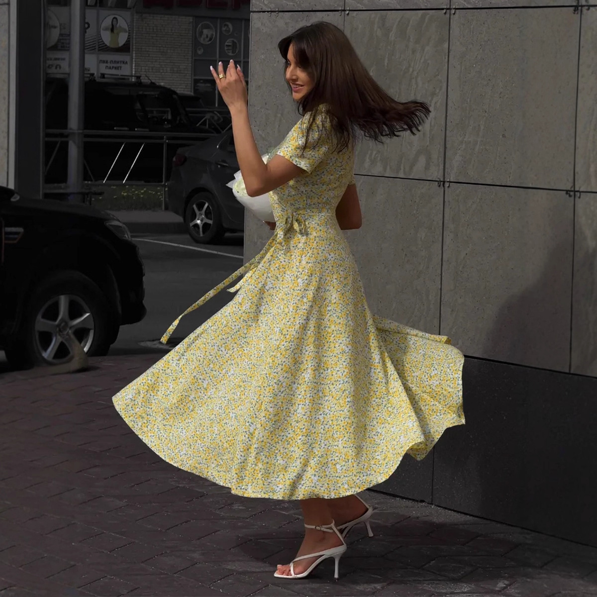 Designer Dress European American 2026 Summer New V Neck Short Sleeve Floral Maxi Dress Wrap Tie Waist Split Slim Elegant Temperament Casual Daily Beac